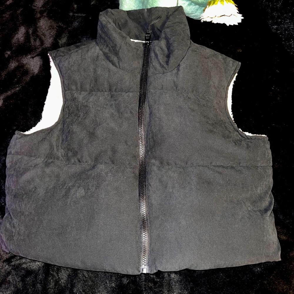 Cisono Outerwear Size large zip up Vest